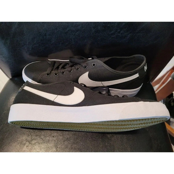Nike SB BLZR Court Blazer Black White Mens Skate Boarding Shoes NEW Size 10.5 main image 5
